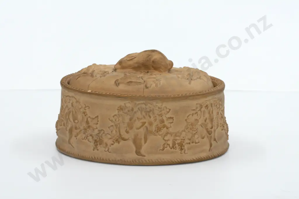 Wedgwood "Caneware" Game Pie Dish 1850-1870 Image 1++