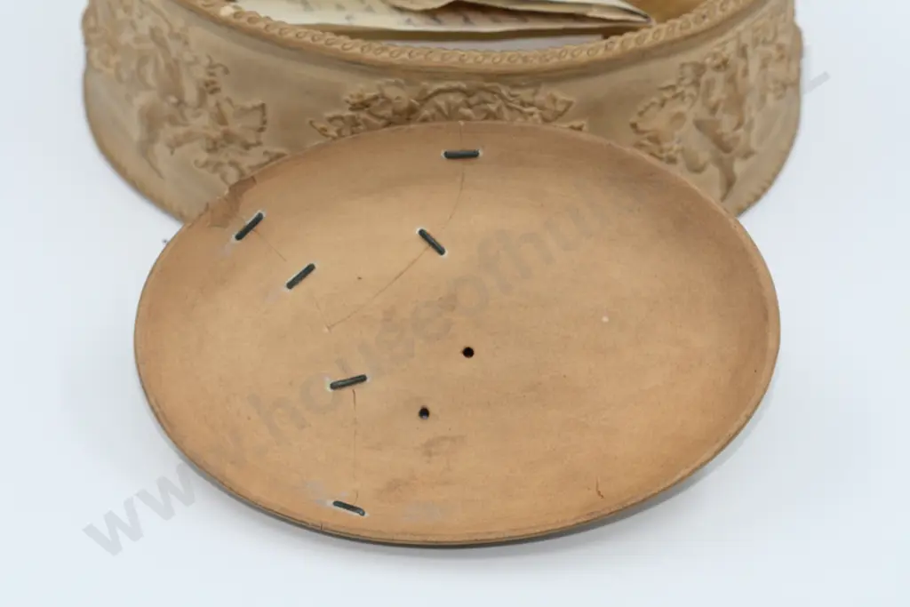 Wedgwood "Caneware" Game Pie Dish 1850-1870 Image 1++