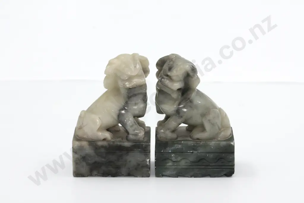 Small Stone Dragon Bookends Image 1++