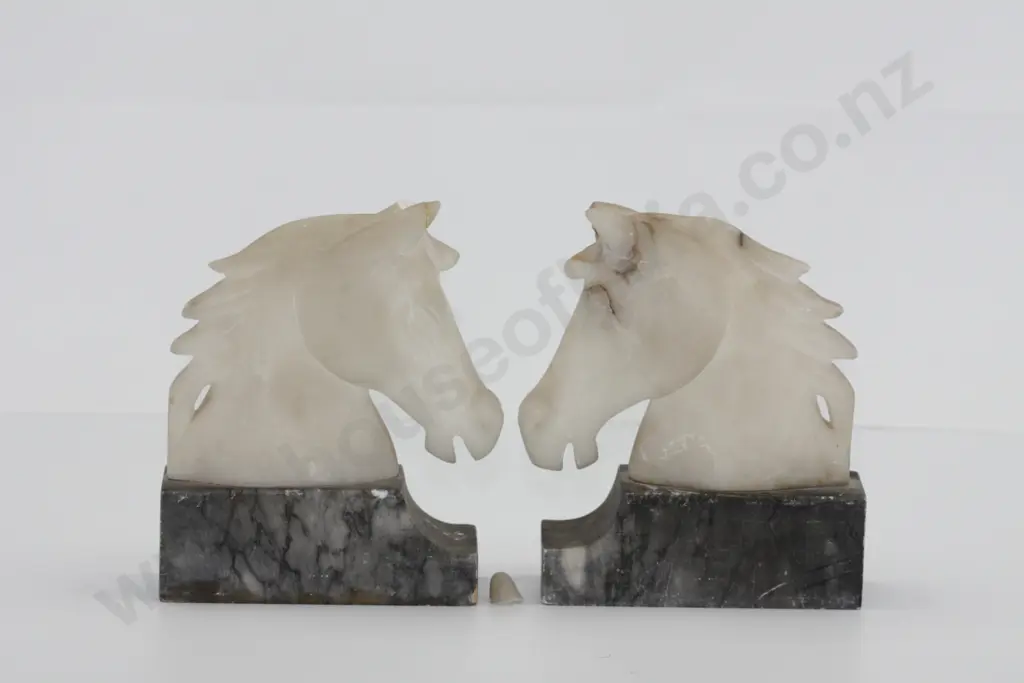 Heavy Stone Horse Bookends Image 1++