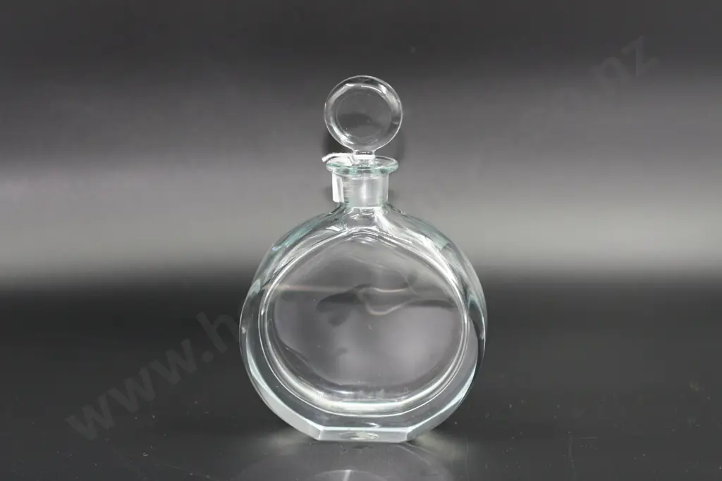 Heavy Glass Decanter Image 1++