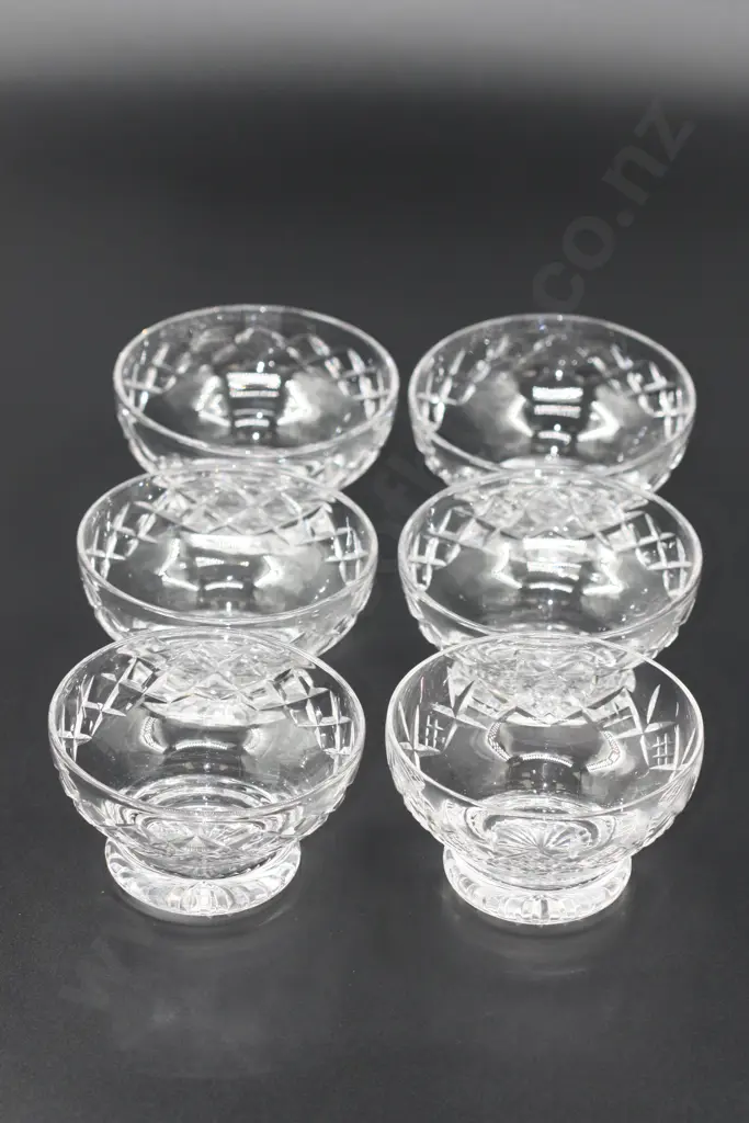 Six Crystal Dessert Bowls Image 1++