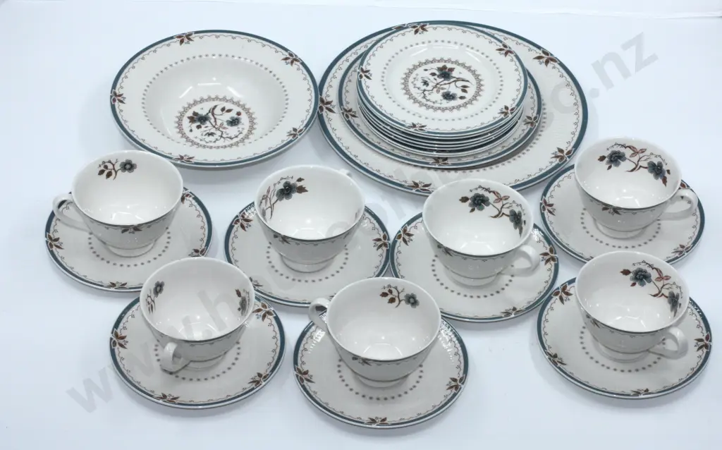 Royal Doulton Old Colony Spare Set Image 1++
