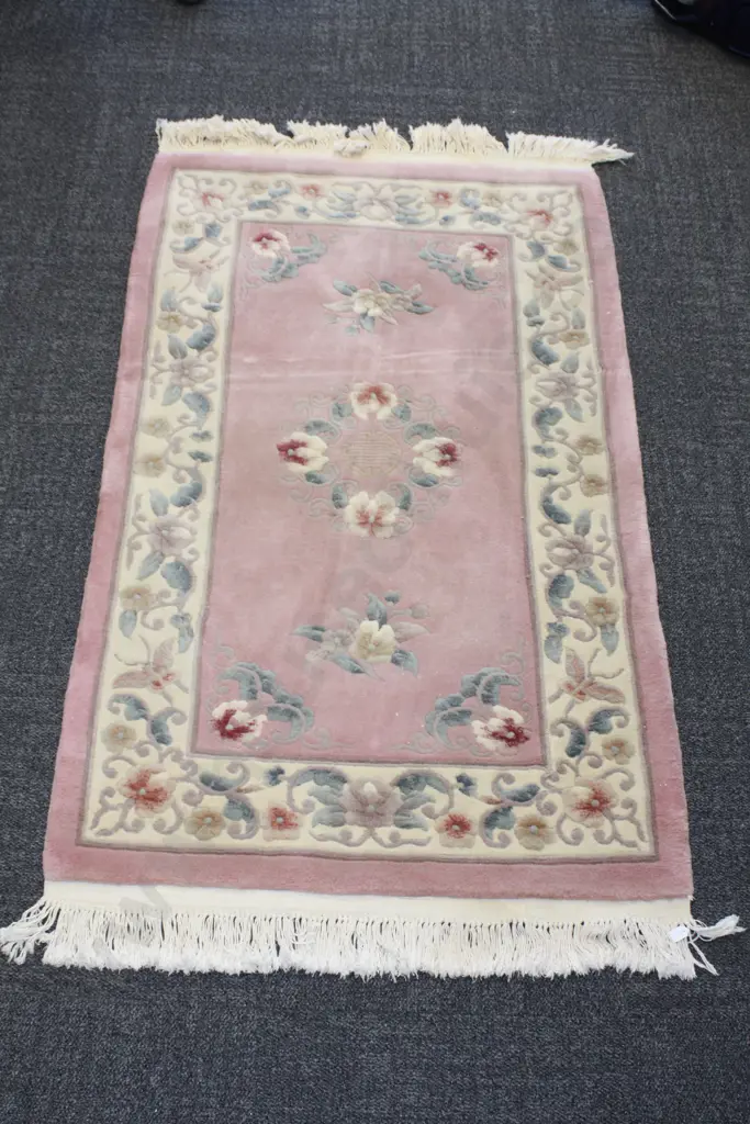 Thick Woolen Rug Image 1++