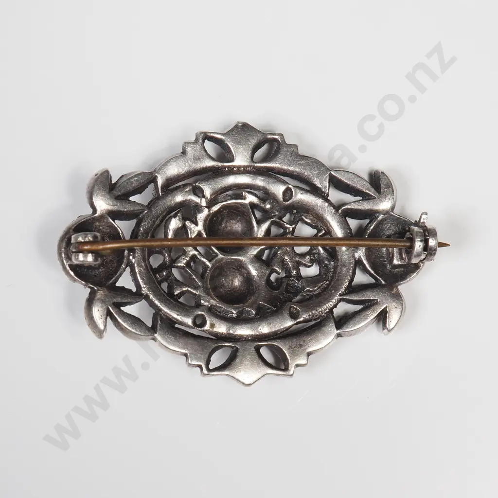 Vintage Brooch Image 1++