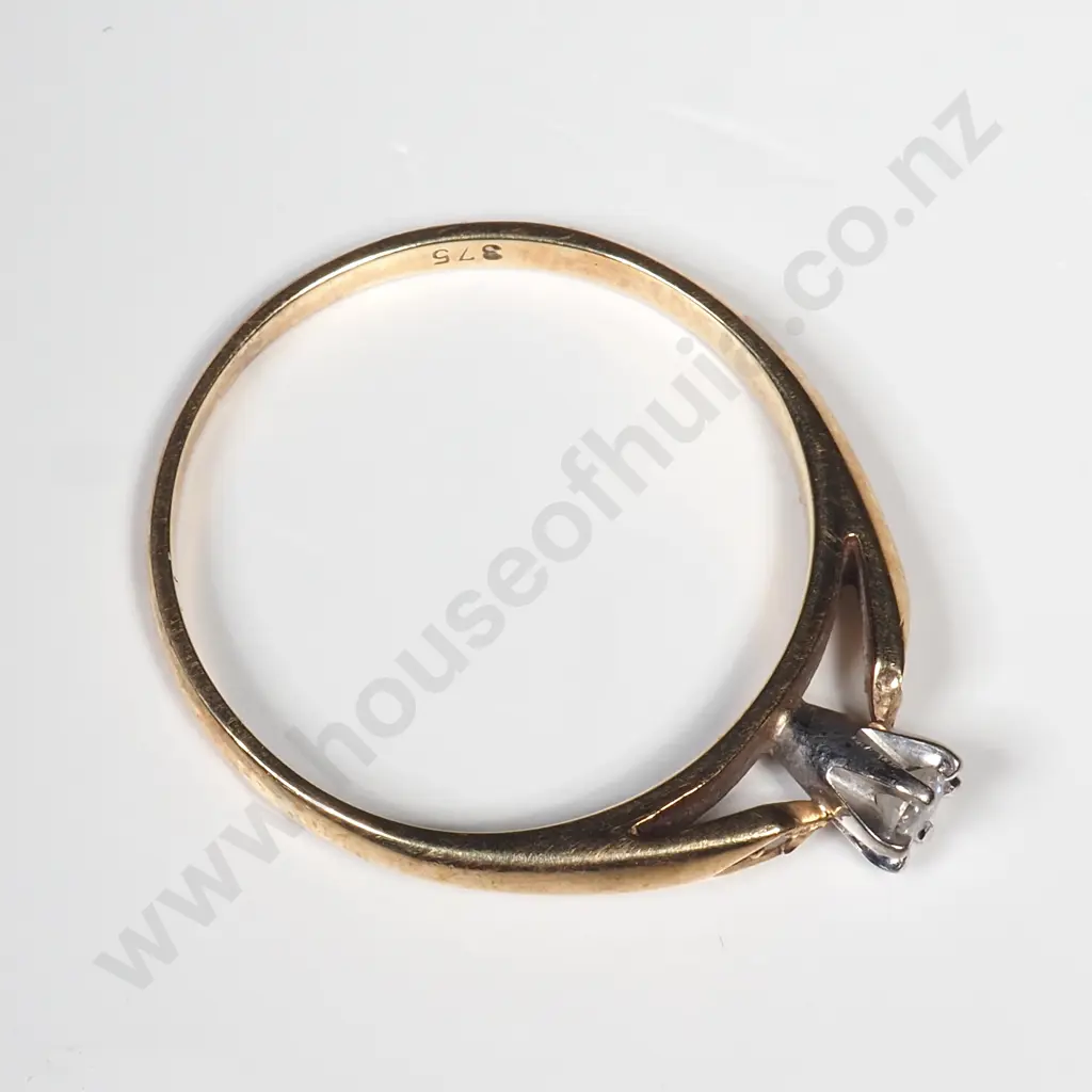 9ct Gold Diamond Ring Image 1++