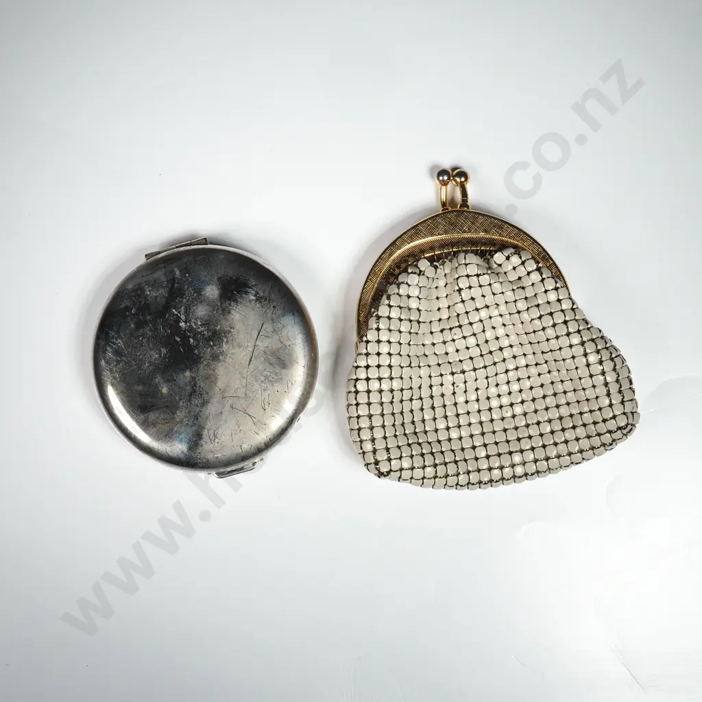 Vintage Compact MIrror & Mini Purse Image 1++