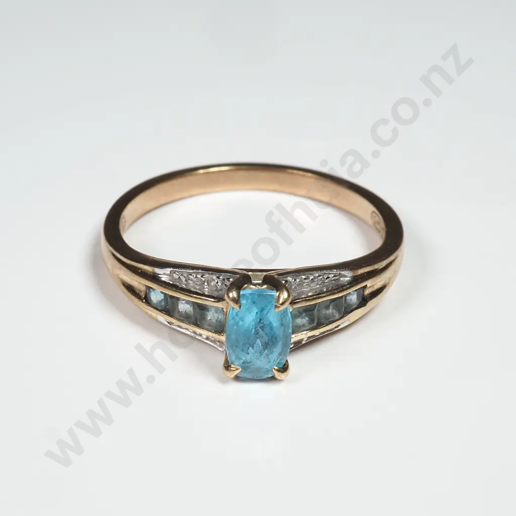 9ct Gold Blue Gem Ring Image 1++