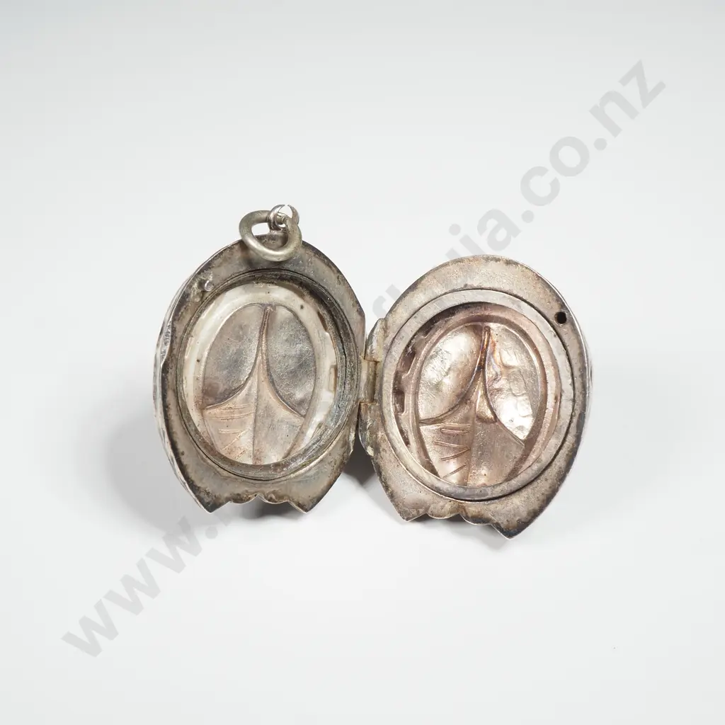 Sterling Silver Locket in the Form of A Horseshoe & Horse Hoof, Symbolising Good Luck Image 1++