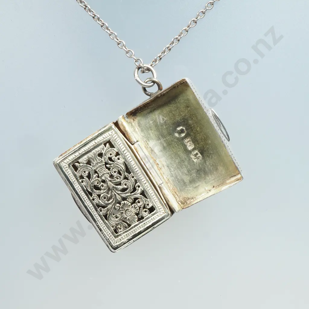 Antique Sterling Silver Vinaigrette Image 1++