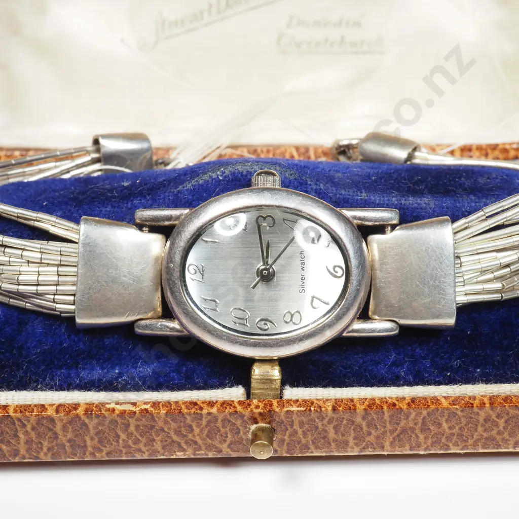 Sterling Silve Wristwatch in Antique NZ Jewellers Box Image 1++