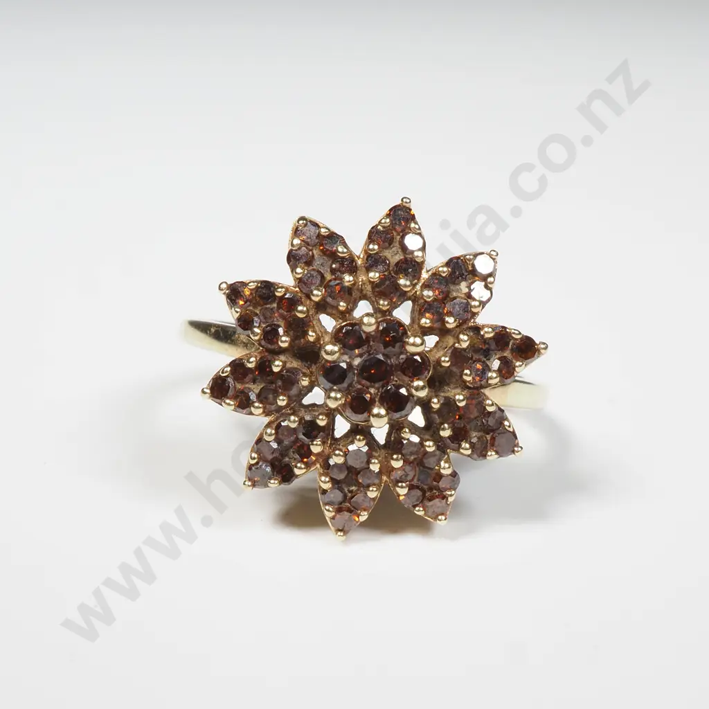 9ct Gold Red Diamond Cluster Flower Ring w Certificate of Authenticity Image 1++