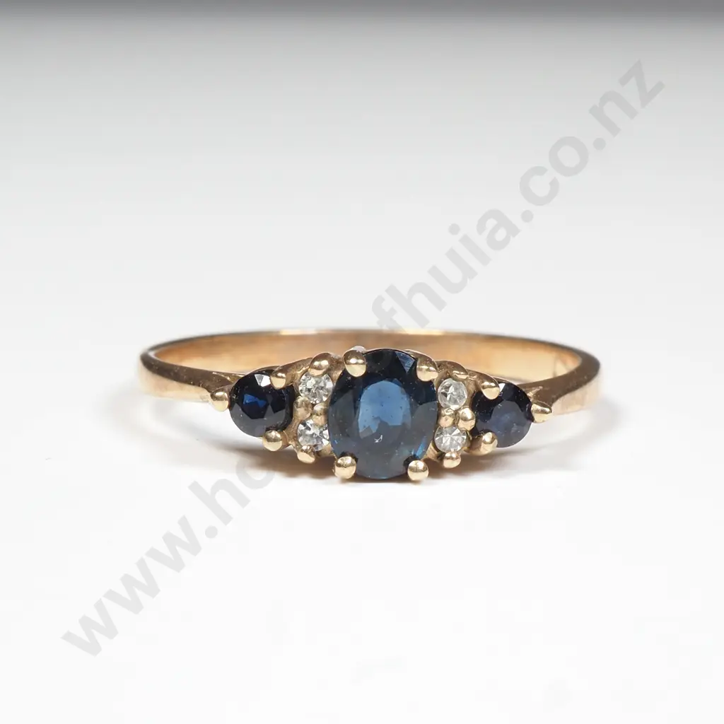 Vintage 9ct Gold Sapphire Ring Image 1++