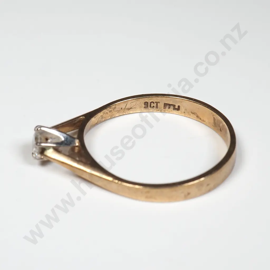 9ct Gold Diamond Solitaire Ring Image 1++