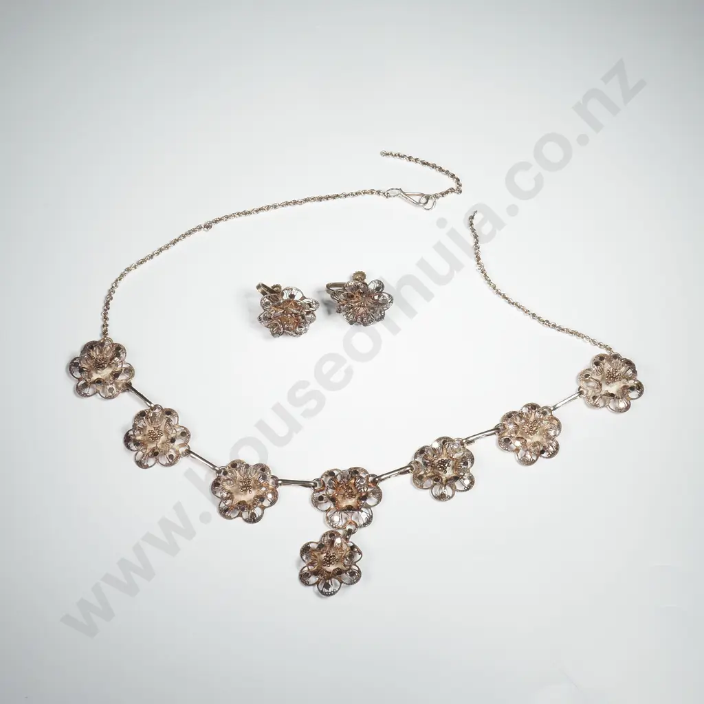 Silver Flower Necklace & Earring Set Image 1++