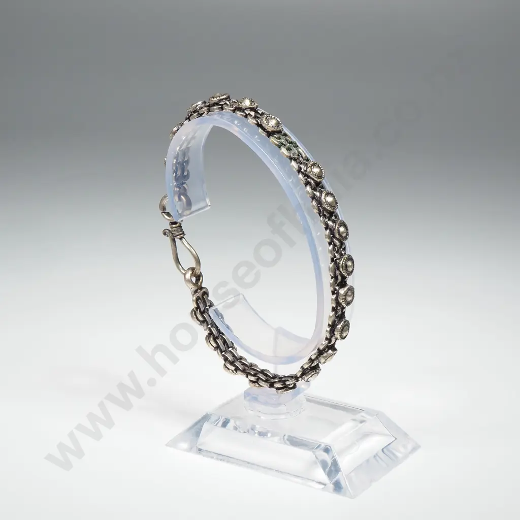 Tribal Bracelet Image 1++