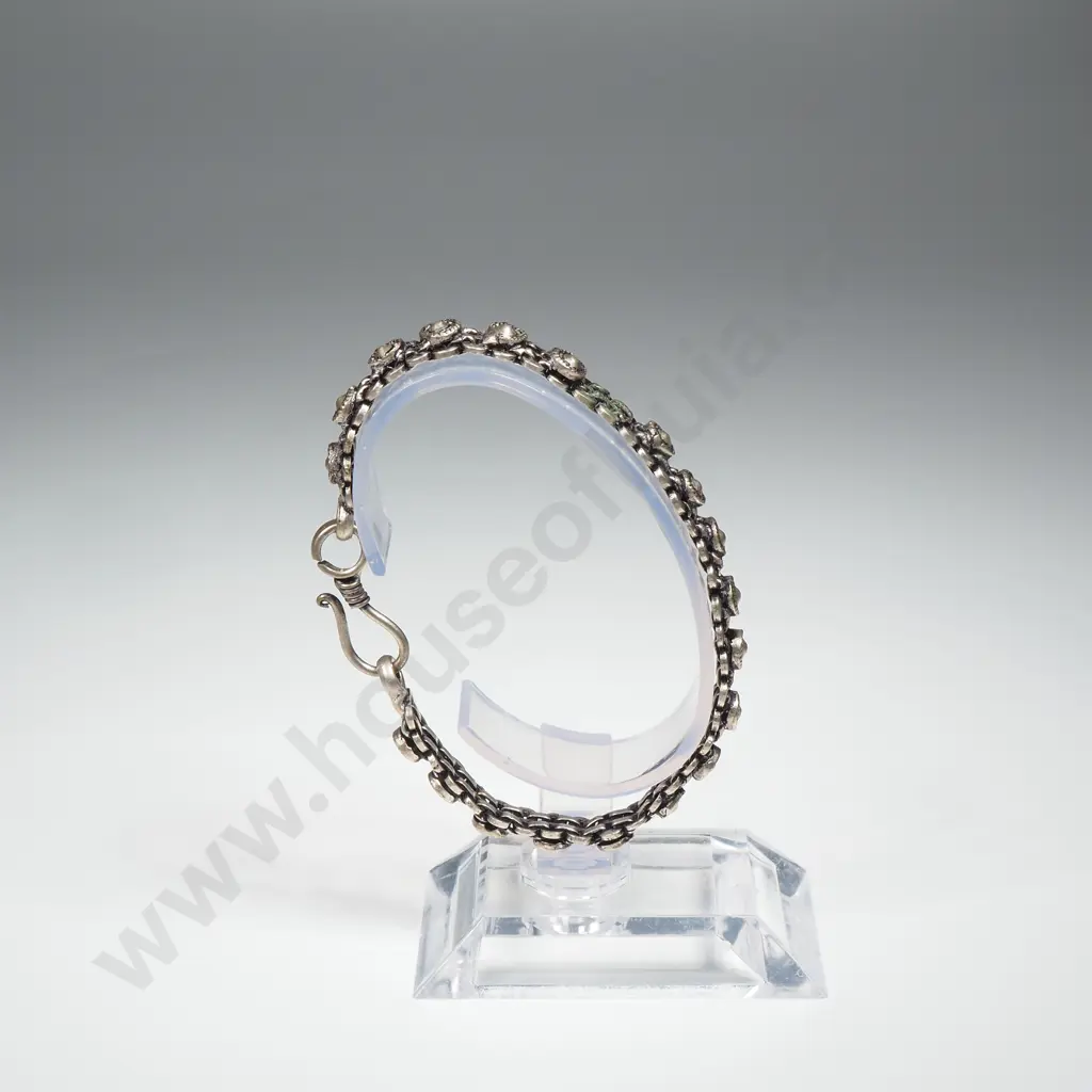 Tribal Bracelet Image 1++