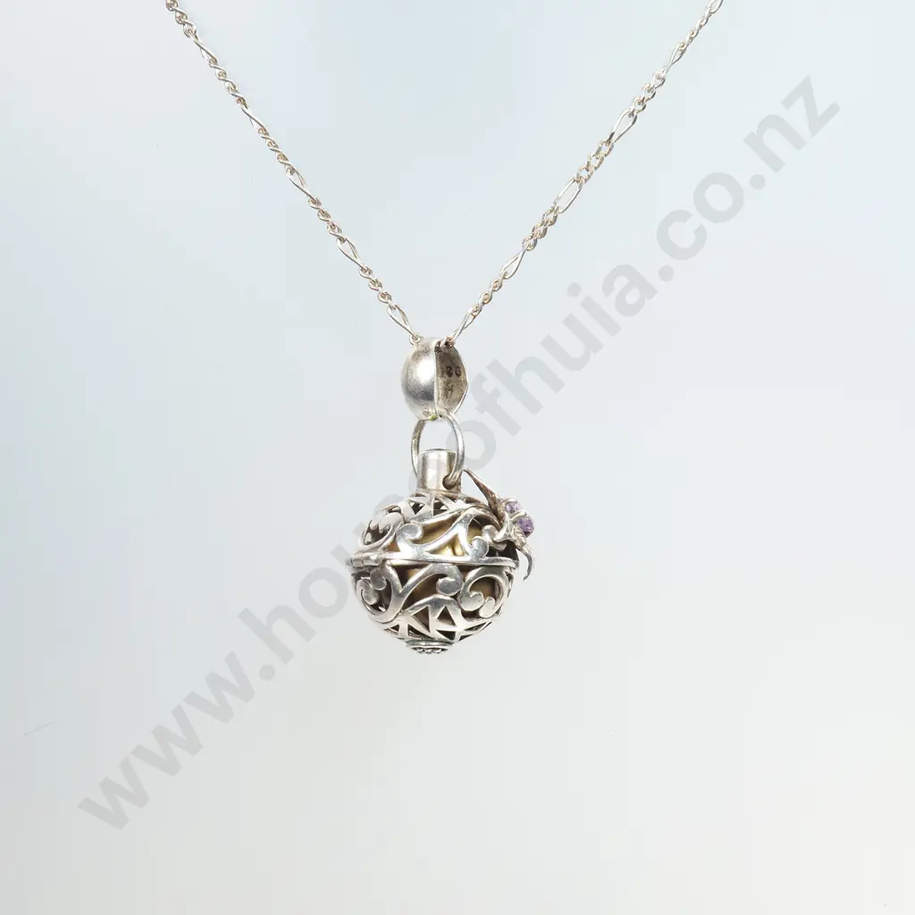 Sterling Silver Pendant & Necklace Image 1++