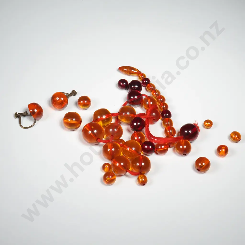 Vintage Amber Necklace & Pair of Screw On Amber Earrings Image 1++