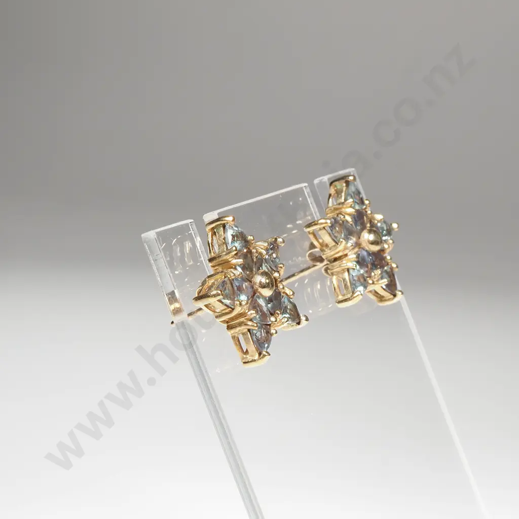 9ct Gold & Alexandrite Flower Earrings w Certificate of Authenticity Image 1++