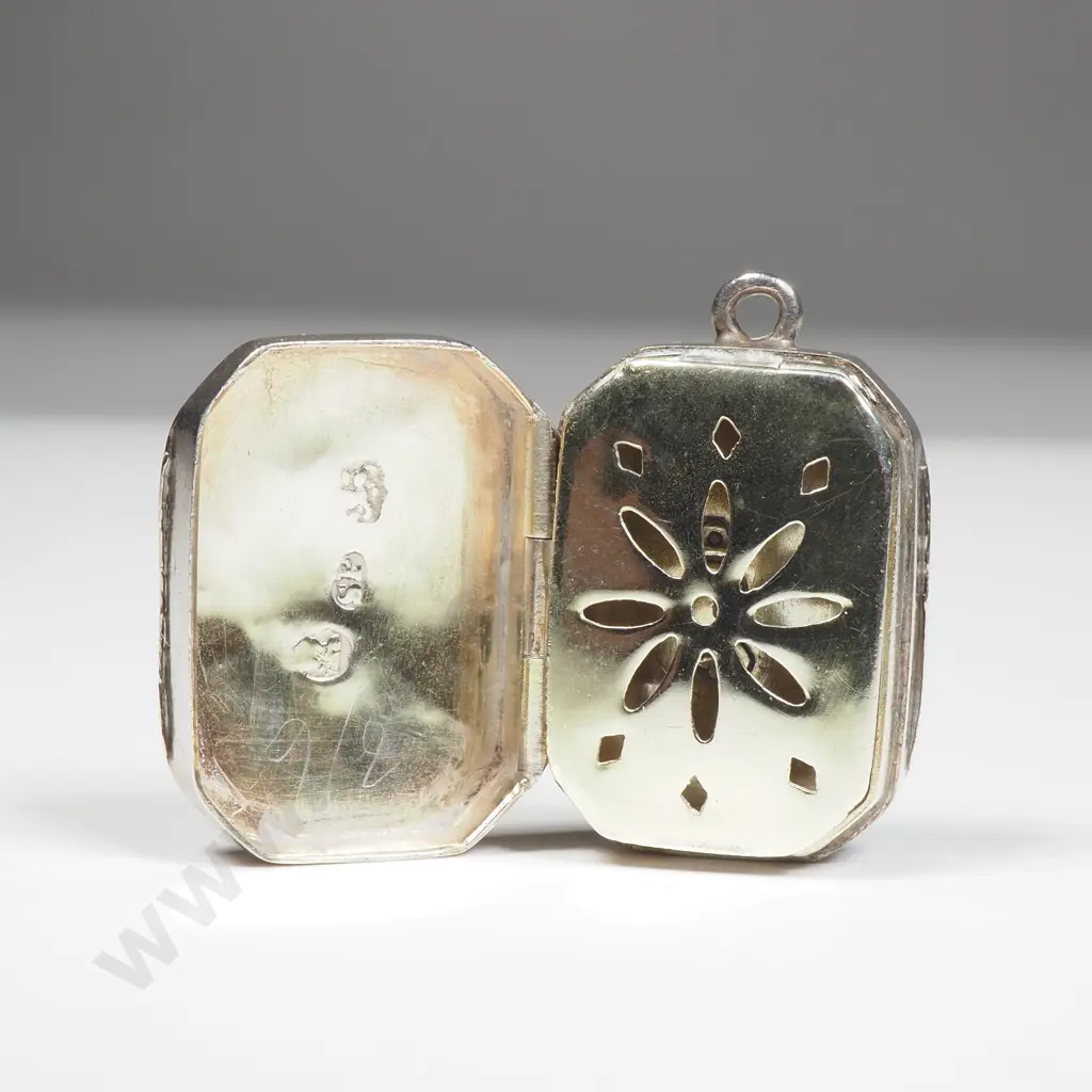 Small Plain Hexagonal Georgian Sterling Silver  Vinaigrette, Marks Indecipherable. Maker SP Image 1++