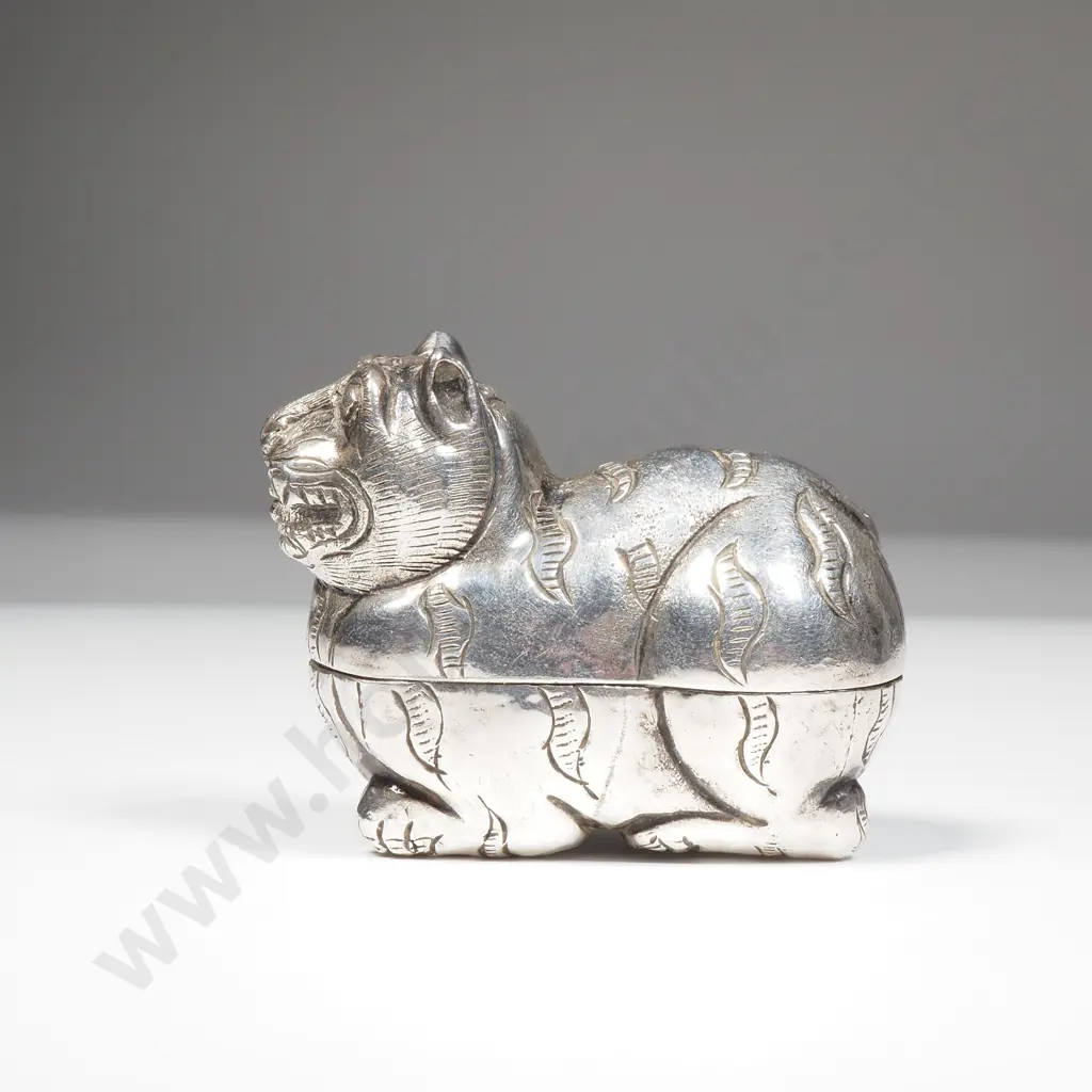 Cambodian 900 Silver Container in the Form of a Cat Image 1++