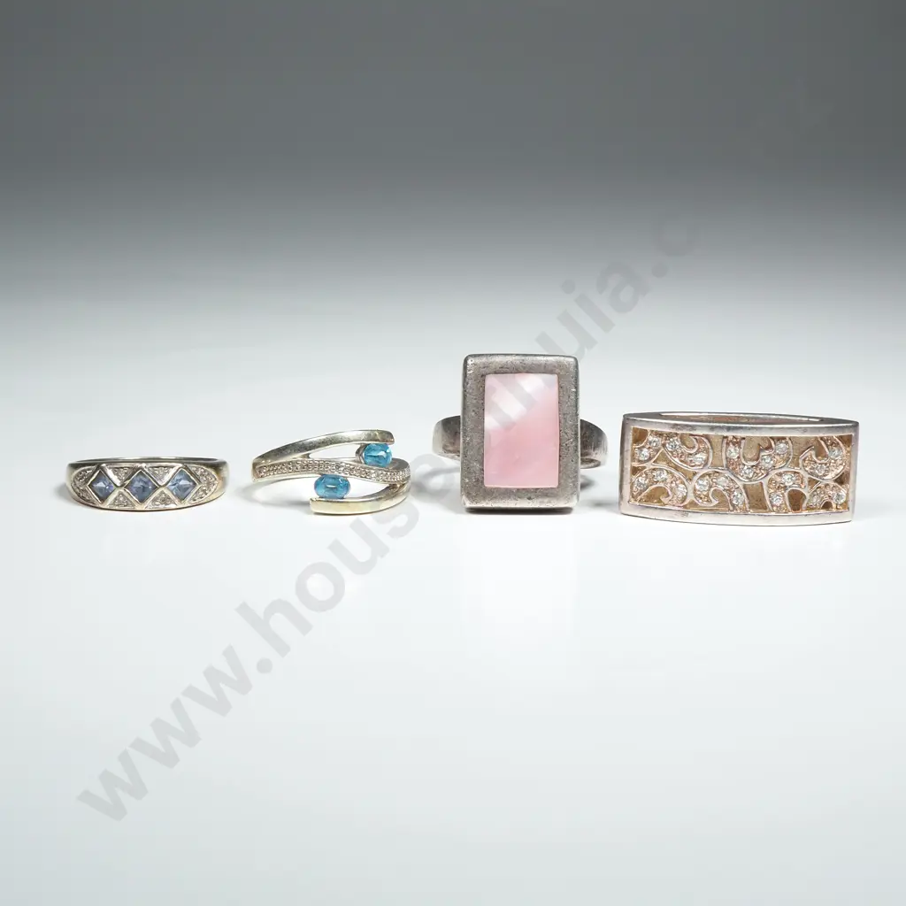 Three Sterling Silver Rings & Sterling Silver Pendant Image 1++