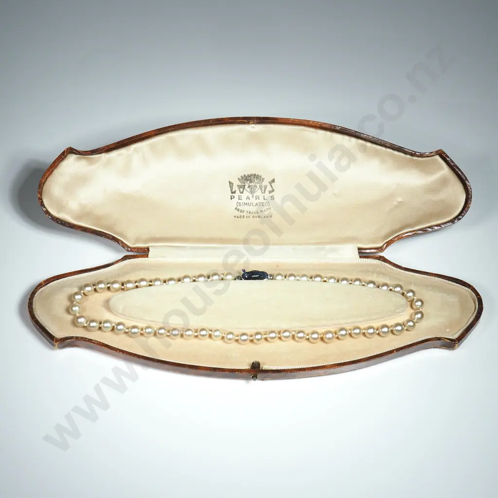 Vintage Lotus Single Strand Pearl Necklace In Original Cream Satin Lined Presentation Box Image 1++