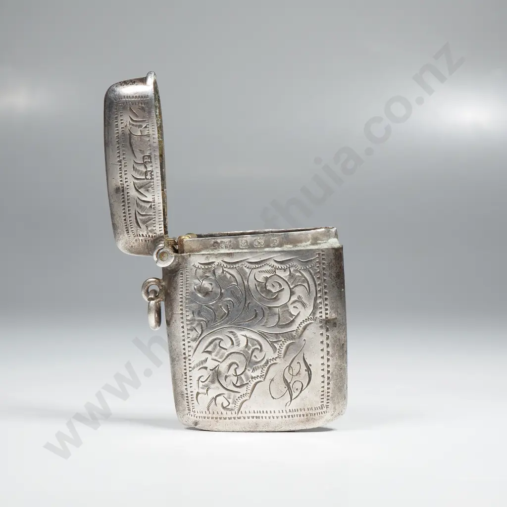 Sterling Silver Vesta Case w Scroll Decoration Image 1++