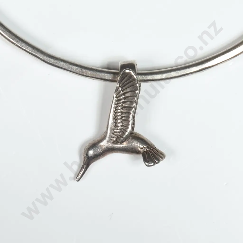 Sterling Silver Bangle w Bird Charm Image 1++