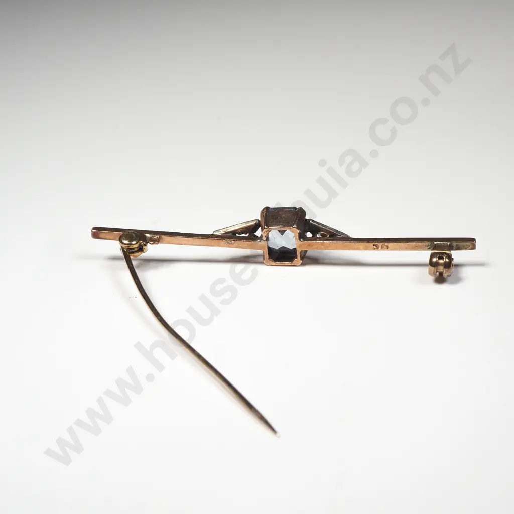 Vintage 9ct Gold Brooch Image 1++