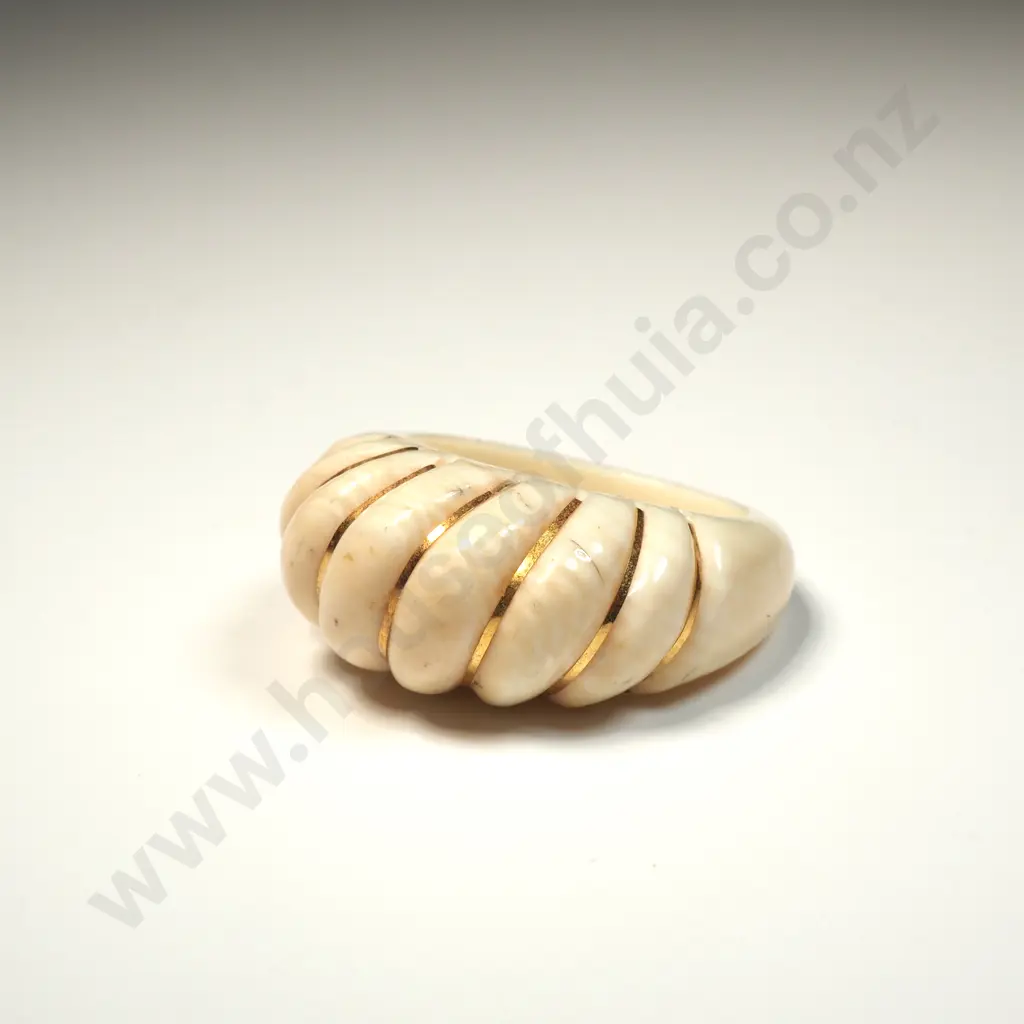 14ct Gold Ivory Ring Image 1++