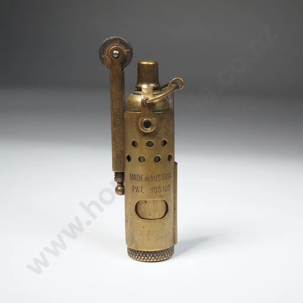 Vintage Military Style Lighter Image 1++