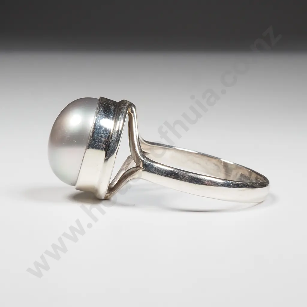Sterling Silver Pearl Ring Image 1++