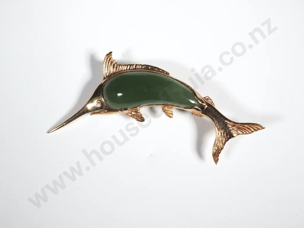 Vintage New Zealand 9ct Gold & Greenstone Marlin Brooch Image 1++