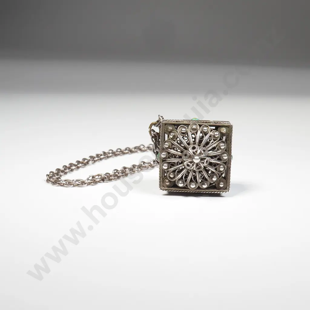 Vintage Sterling Silver Filigree Locket Pendant on Sterling Silver Chain Image 1++