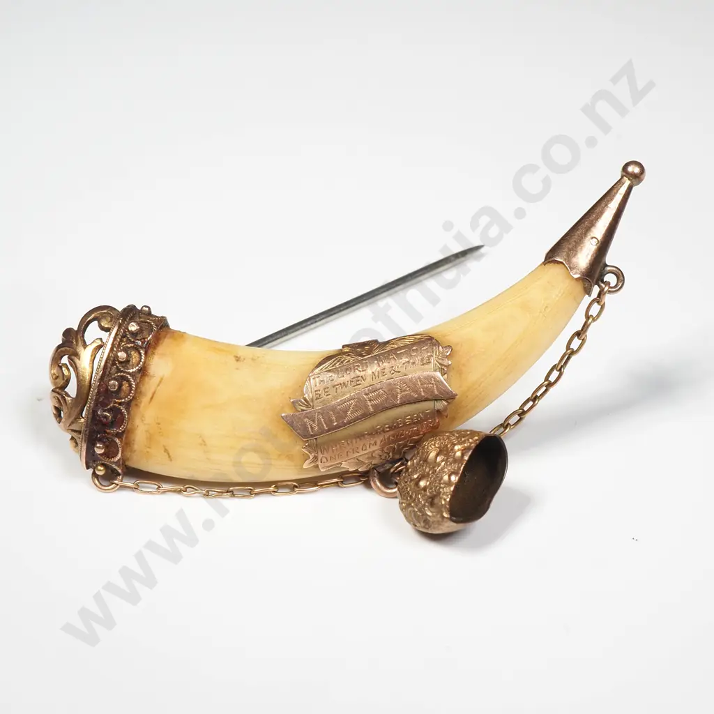 Antique 9ct gold ‘Mizpah’ Tusk Brooch Image 1++