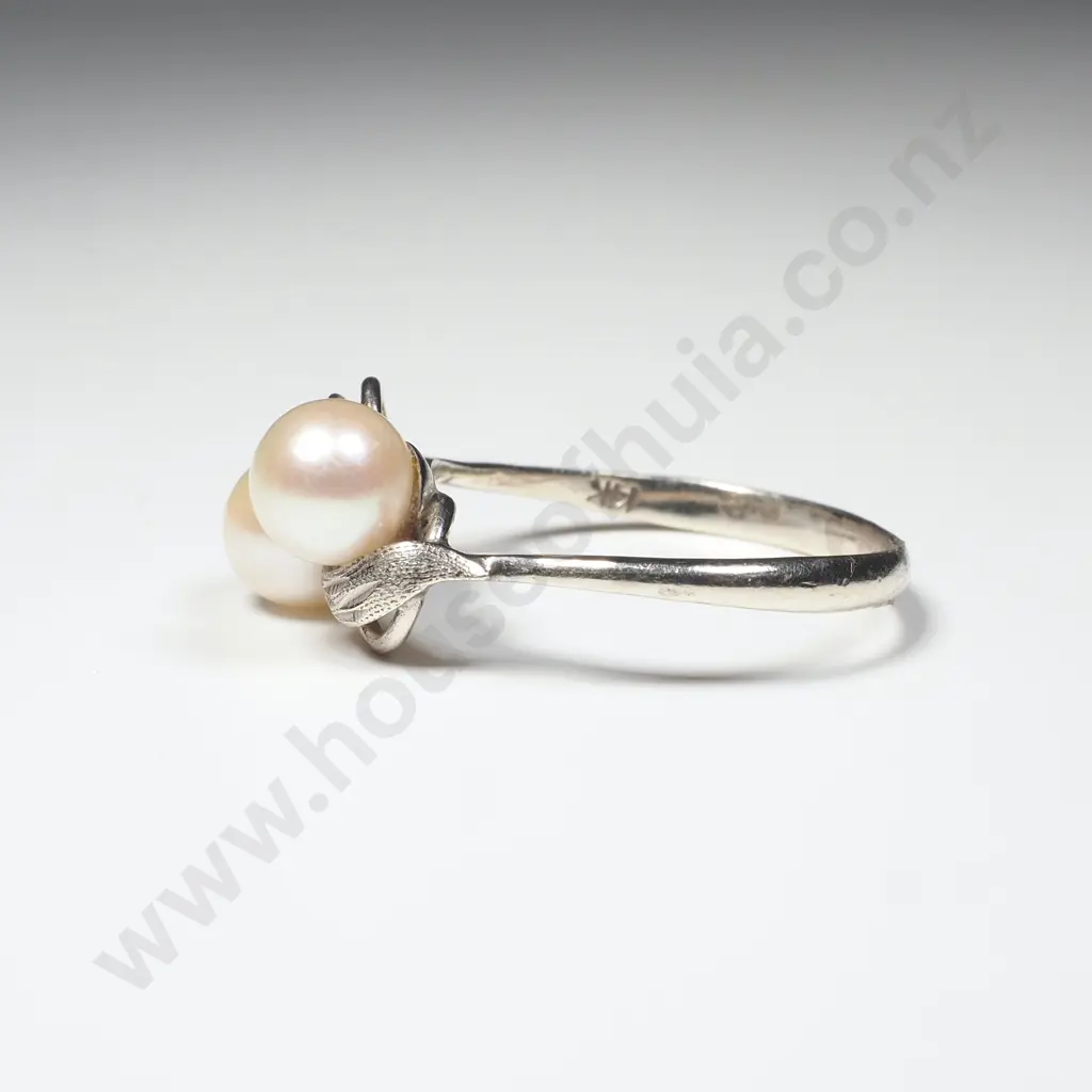 14ct White Gold Two Pearl Ring Image 1++