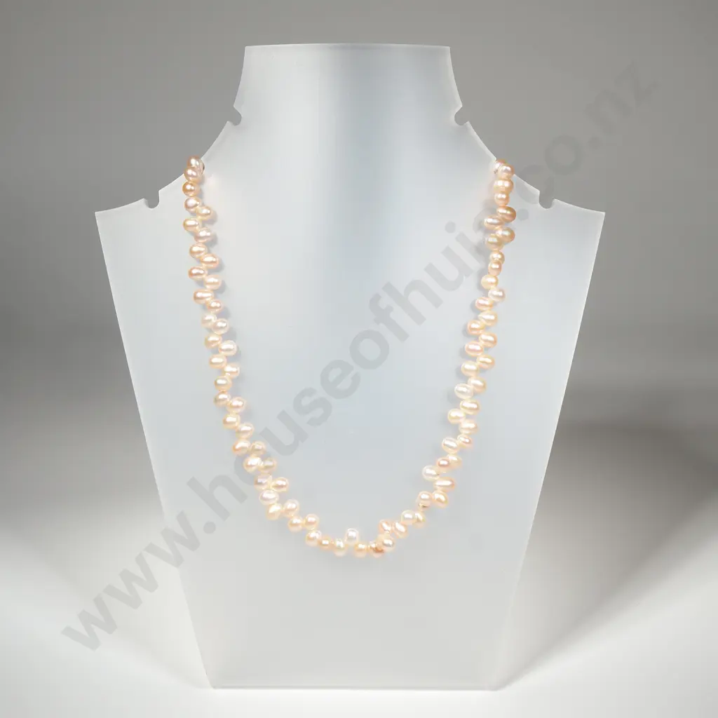 Pink Pearl Necklace Image 1++