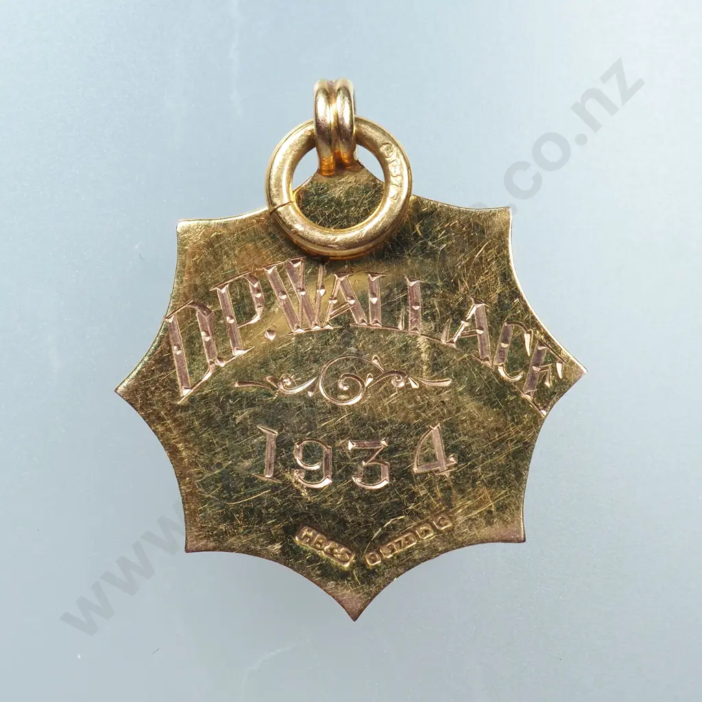 1934 9ct Gold Dux Medal Image 1++