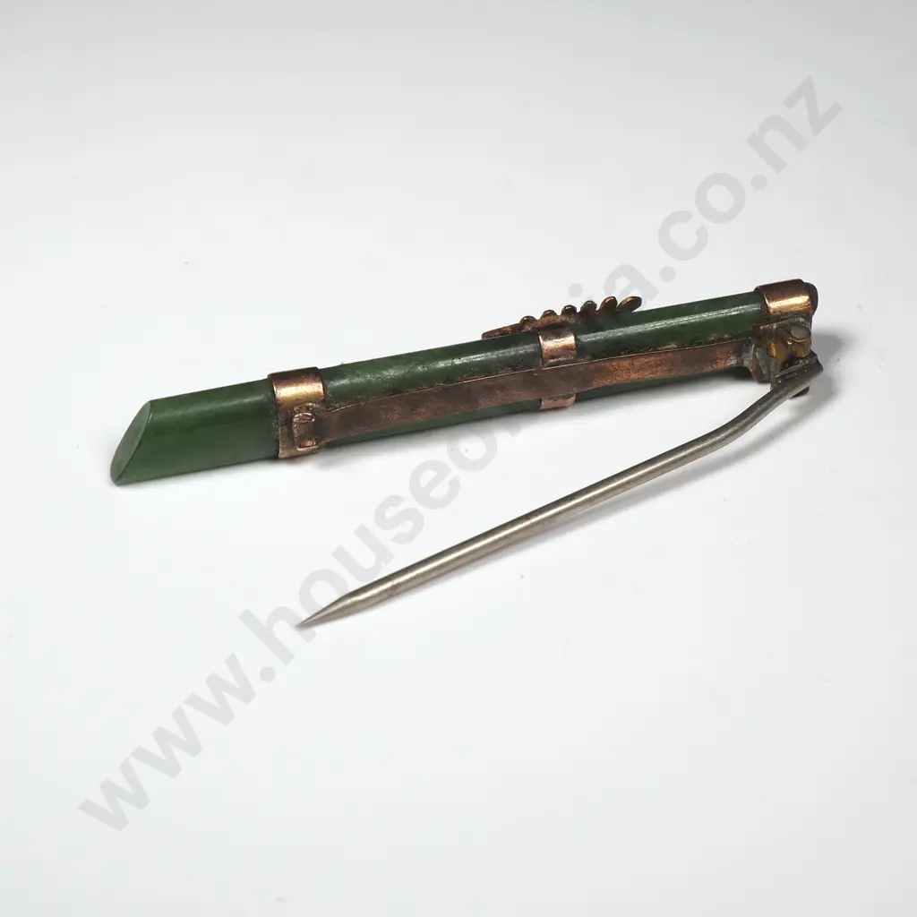 Vintage 9ct Gold Greenstone New Zealand Bar Brooch Image 1++