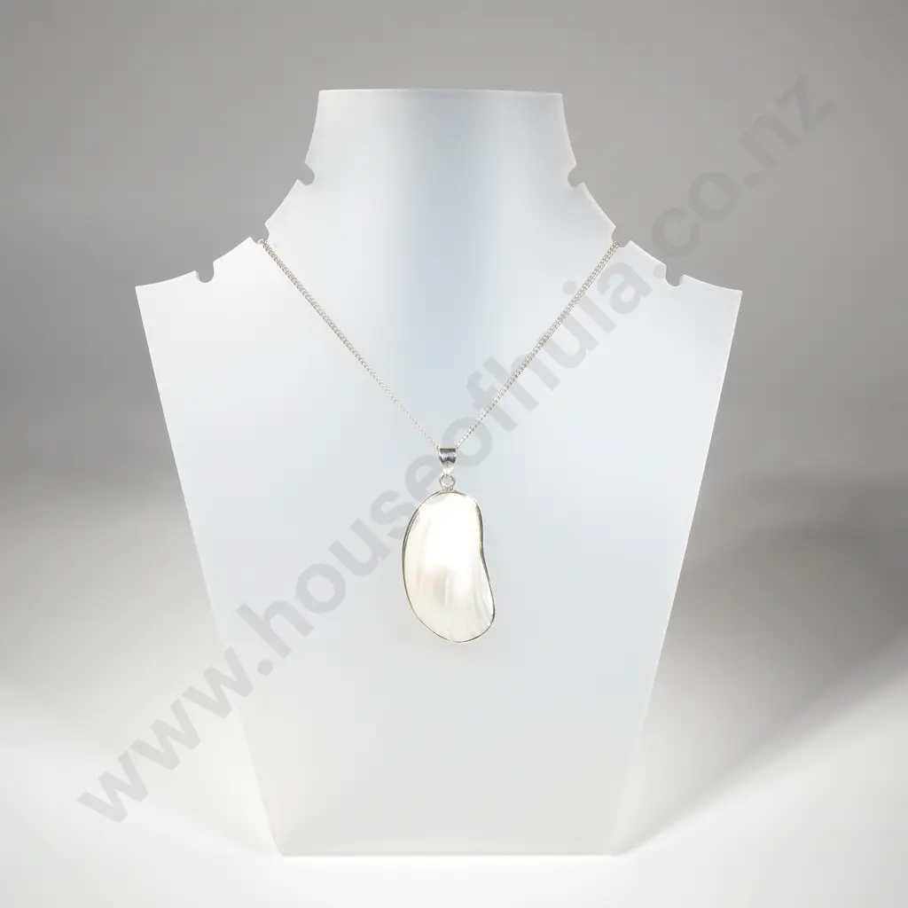 Sterling Silver Mother of Pearl Necklace W/ Sterling Silver Chain Image 1++