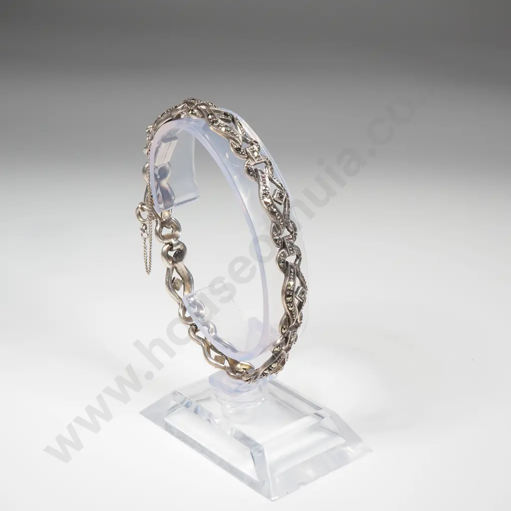 Vintage Sterling Silver & Marcasite Bracelet Image 1++