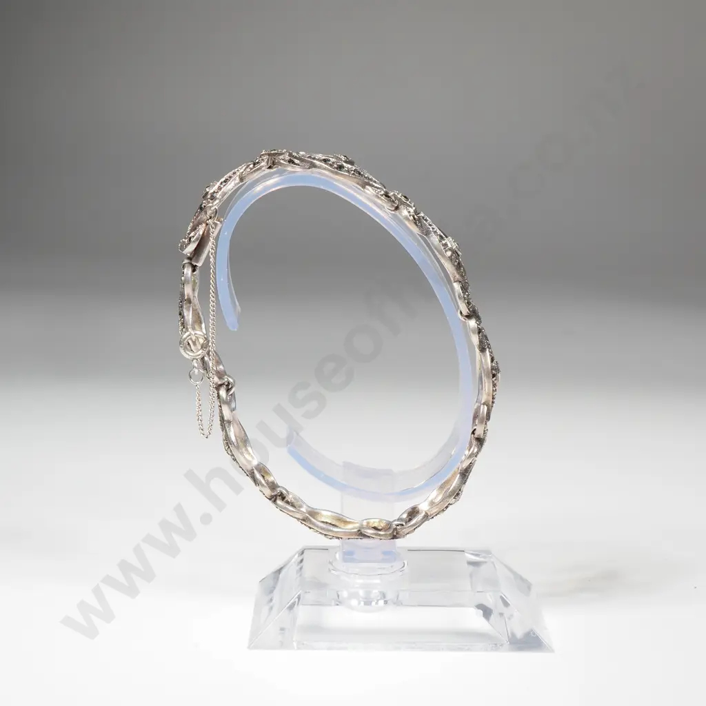 Vintage Sterling Silver & Marcasite Bracelet Image 1++