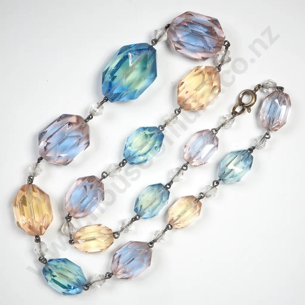 Vintage Faceted Uranium Glass Necklace Image 1++