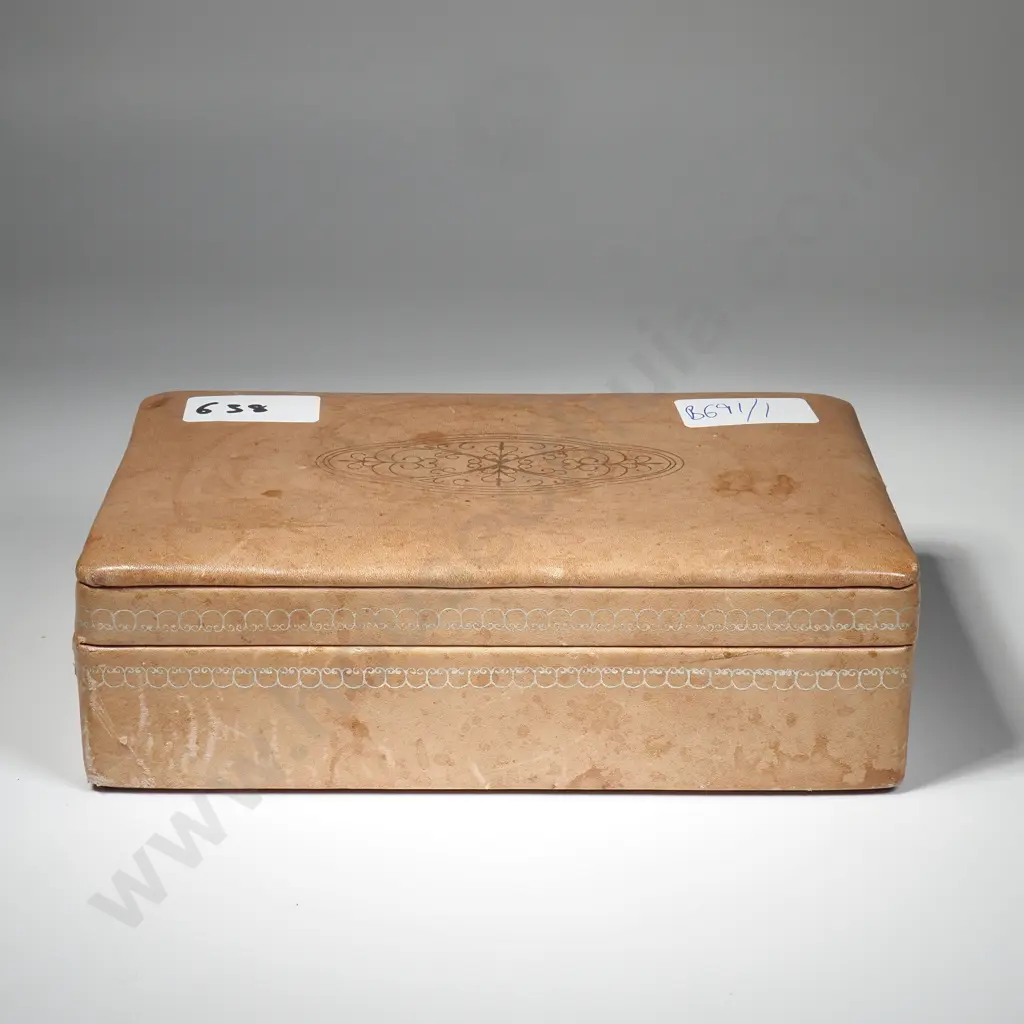 Vintage Leather Cased Jewellery Box Image 1++