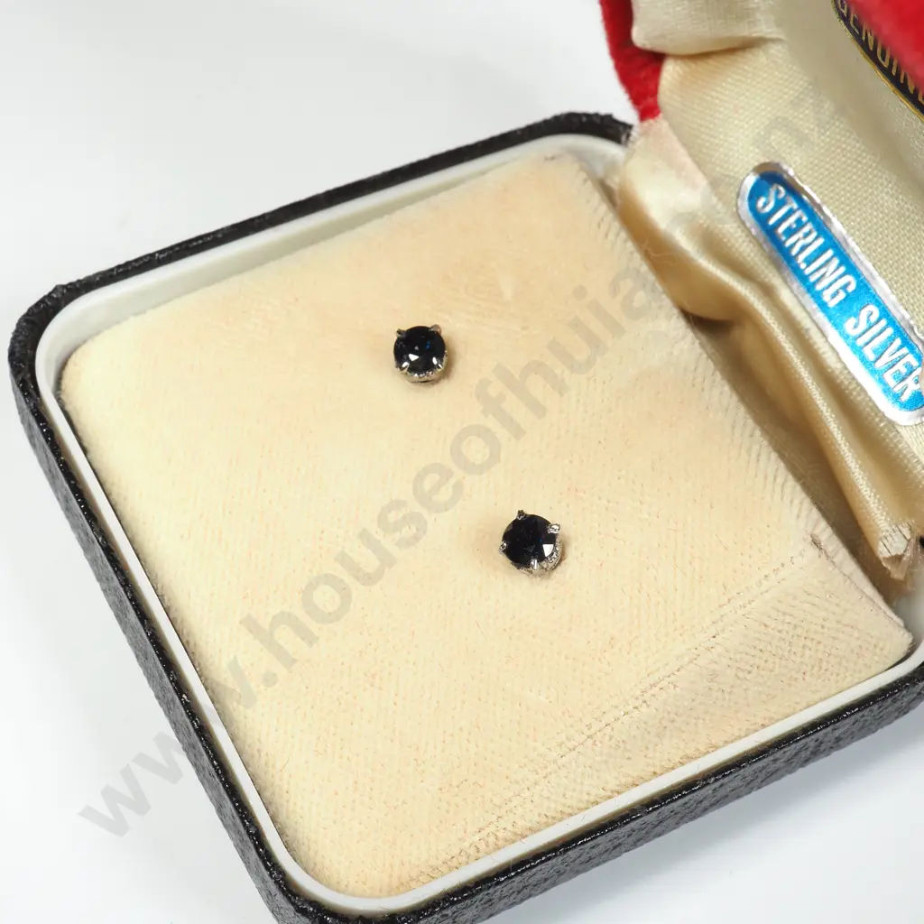 Vintage Sterling Silver Stud Earrings Image 1++
