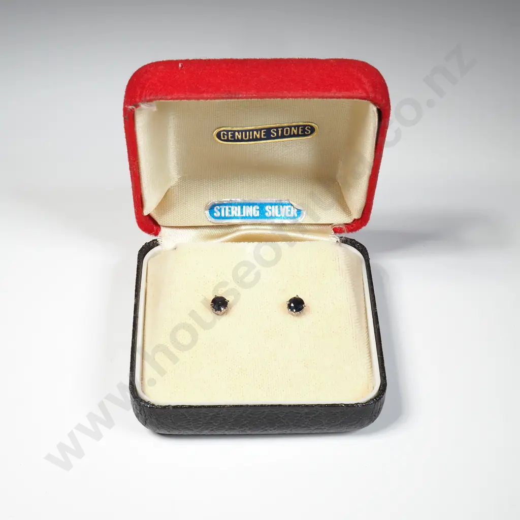 Vintage Sterling Silver Stud Earrings Image 1++