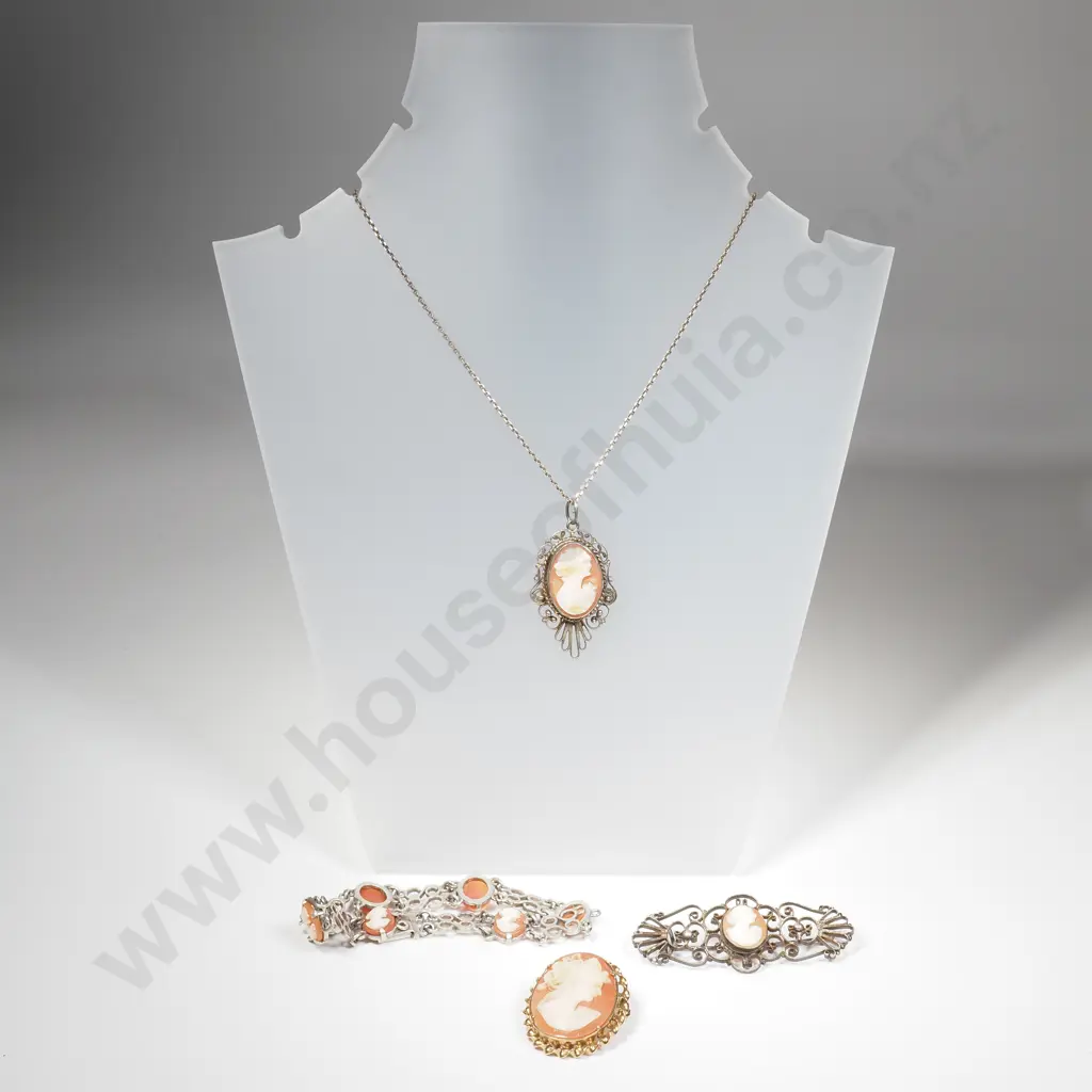Four Vintage Sterling Silver Cameo Jewellery Items Image 1++