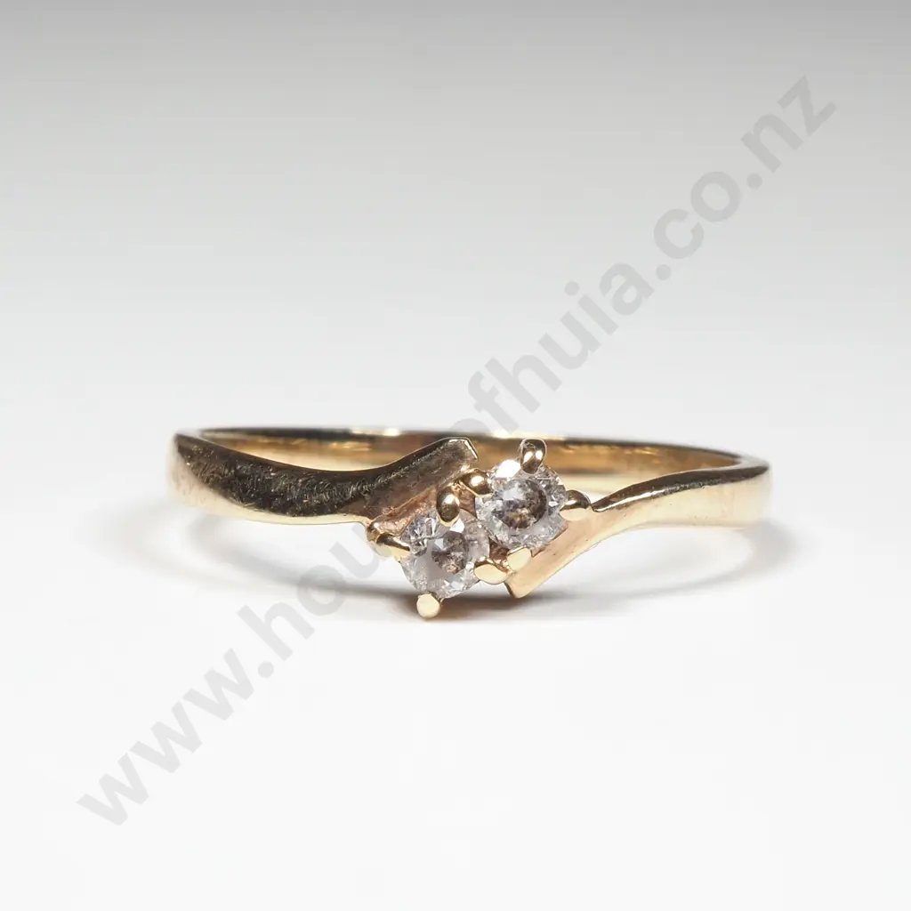 9ct Gold Ring w Two White Stones Image 1++